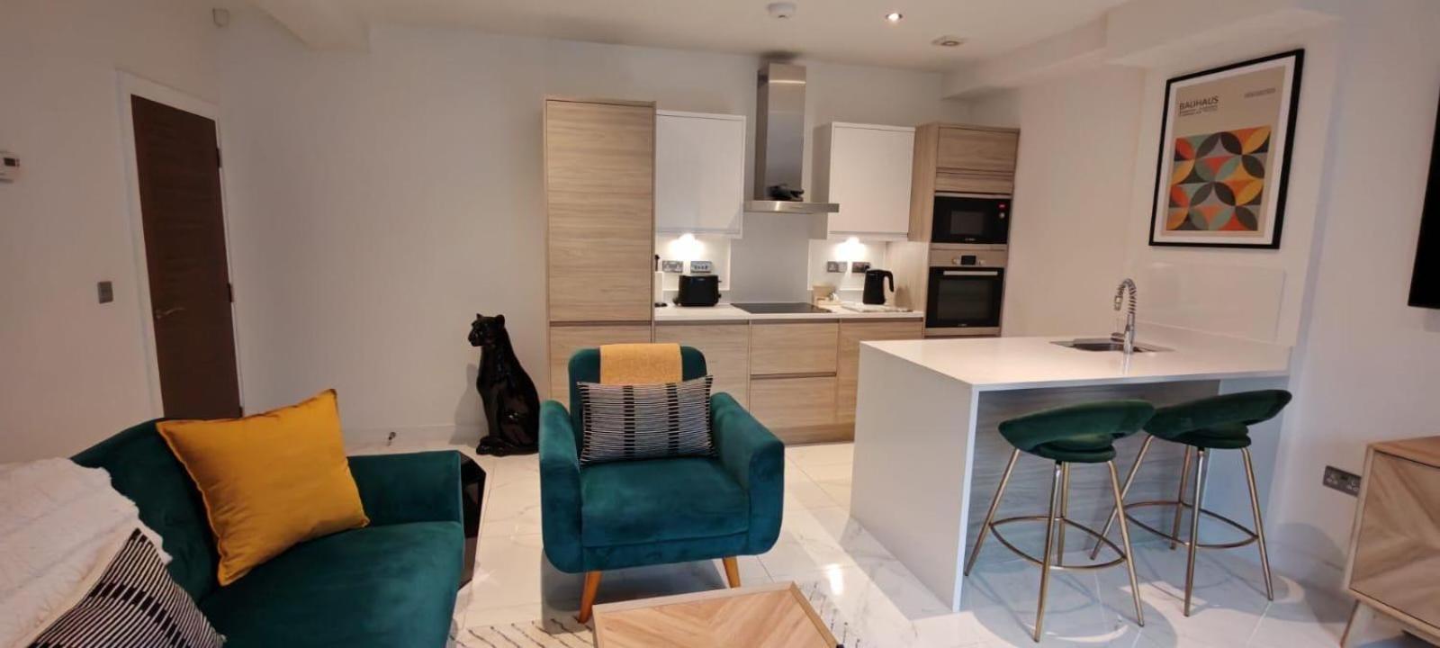 Luxury Apartment: City Centre, Stylish, Modern تشيستر المظهر الخارجي الصورة