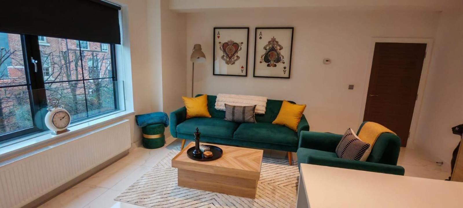 Luxury Apartment: City Centre, Stylish, Modern تشيستر المظهر الخارجي الصورة